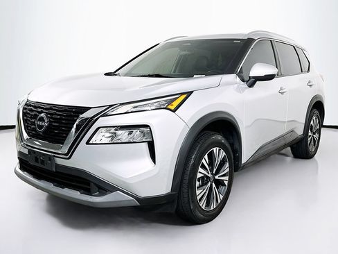 Used 2022 Nissan Rogue SV w/ SV Premium Package AWD/4WD image 1