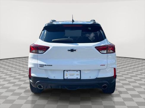 Used 2021 Chevrolet TrailBlazer RS w/ Sun and Liftgate Package image 4