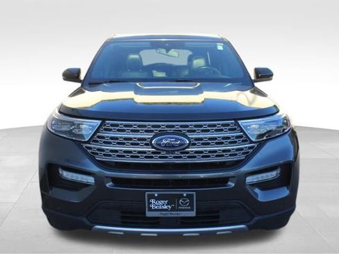 Used 2020 Ford Explorer Limited image 2