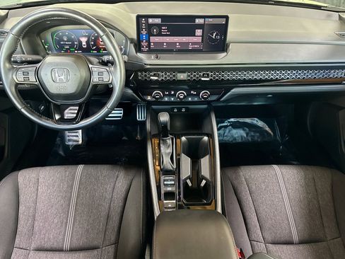 Used 2024 Honda Accord Sport image 16