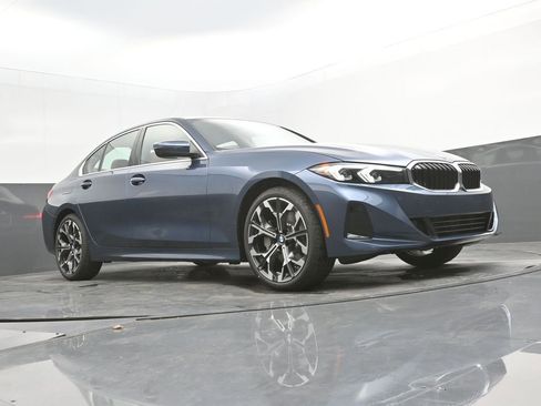 New 2026 BMW 330i Sedan w/ Premium Package RWD image 48