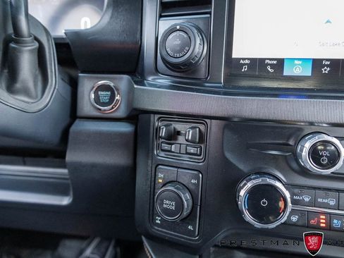 Used 2024 Ford F350 Platinum image 34