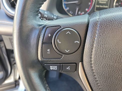 Used 2016 Toyota RAV4 XLE image 25