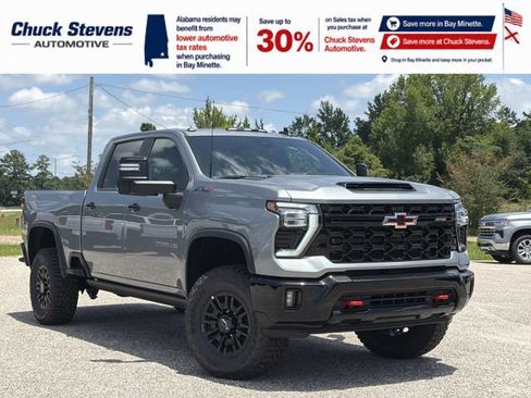 New 2026 Chevrolet Silverado 2500 ZR2 AWD/4WD image 3