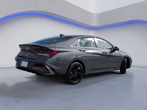 New 2026 Hyundai Elantra SEL Sport Premium w/ Cargo Package FWD image 4