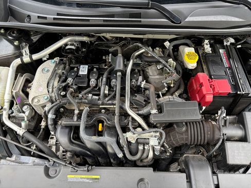 Used 2025 Nissan Sentra SV FWD image 30