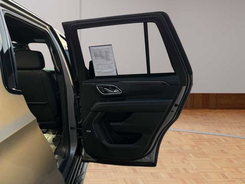 Used 2024 Chevrolet Tahoe RST w/ Luxury Package image 14