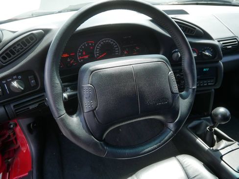 Used 1995 Chevrolet Camaro Z28 RWD image 19