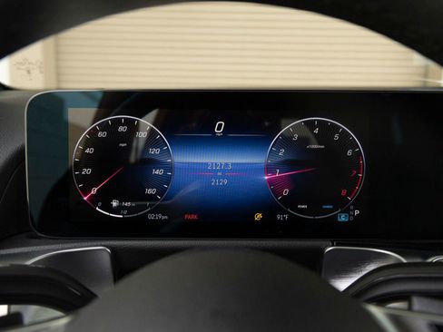 Used 2026 Mercedes-Benz GLB 250 image 16