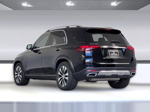 Used 2025 Mercedes-Benz GLE 450 4MATIC image 3