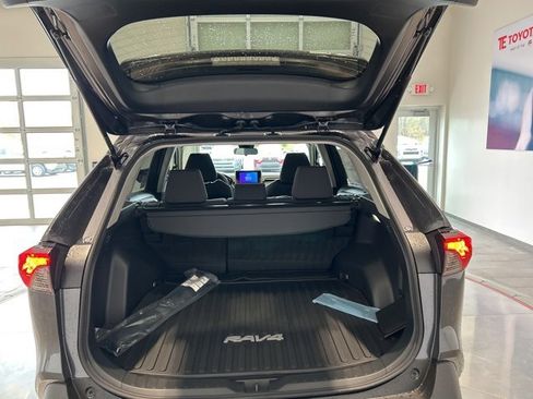 New 2025 Toyota RAV4 XLE image 15