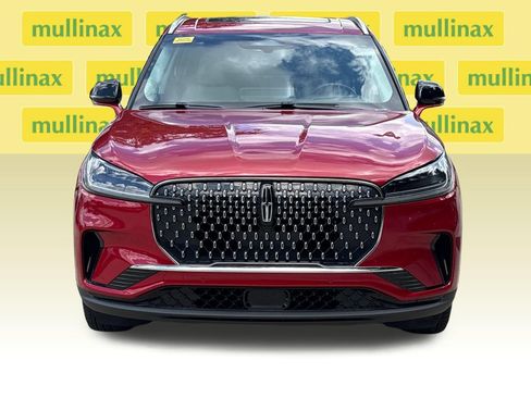 Used 2025 Lincoln Aviator 2WD w/ Equipment Group 101A image 16