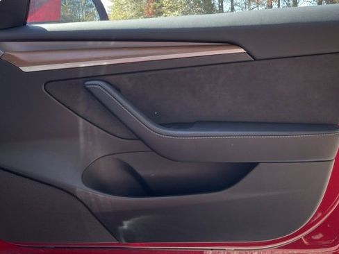 Used 2023 Tesla Model 3 Standard Range image 19