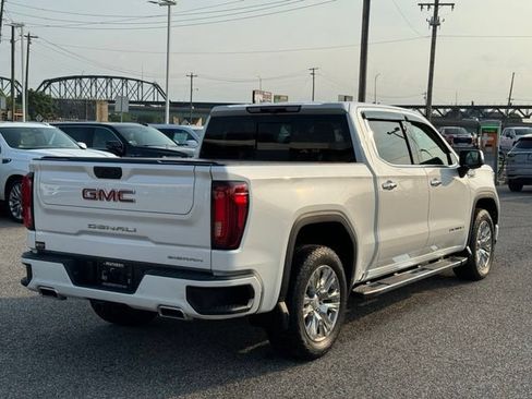 Used 2022 GMC Sierra 1500 Denali AWD/4WD image 6