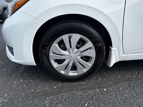 Used 2025 Nissan Versa S w/ Trunk Package FWD image 37