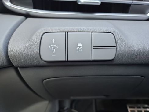New 2026 Hyundai Elantra Sport FWD image 21