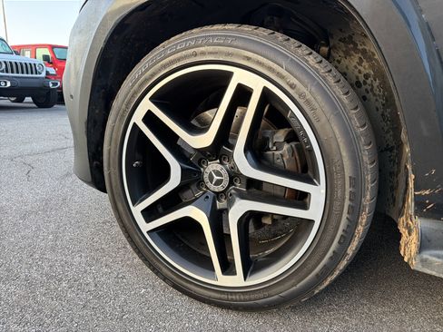 Used 2017 Mercedes-Benz GLS 550 4MATIC image 12