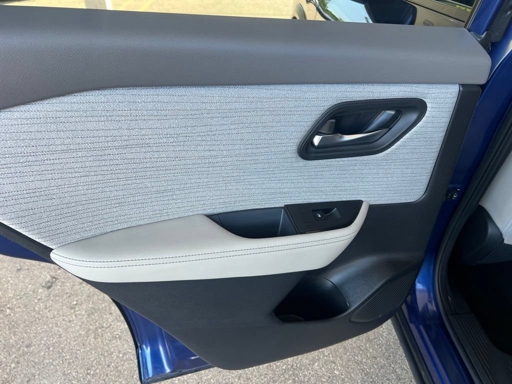 Certified 2023 Nissan Rogue SV AWD/4WD image 10