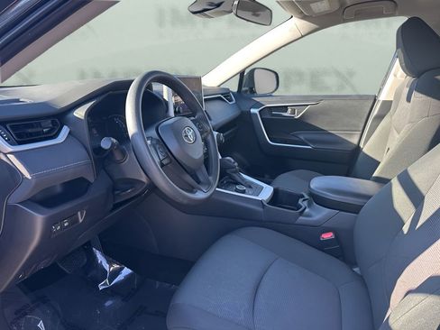 Used 2024 Toyota RAV4 XLE image 9