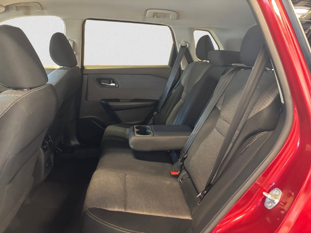 Used 2021 Nissan Rogue SV AWD/4WD image 13