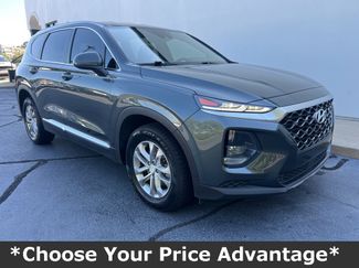 Used 2020 Hyundai Santa Fe SE image 1