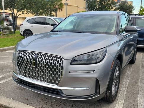 Certified 2024 Lincoln Corsair FWD image 3