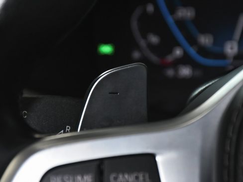 Used 2023 BMW X6 M50i w/ Executive Package image 42