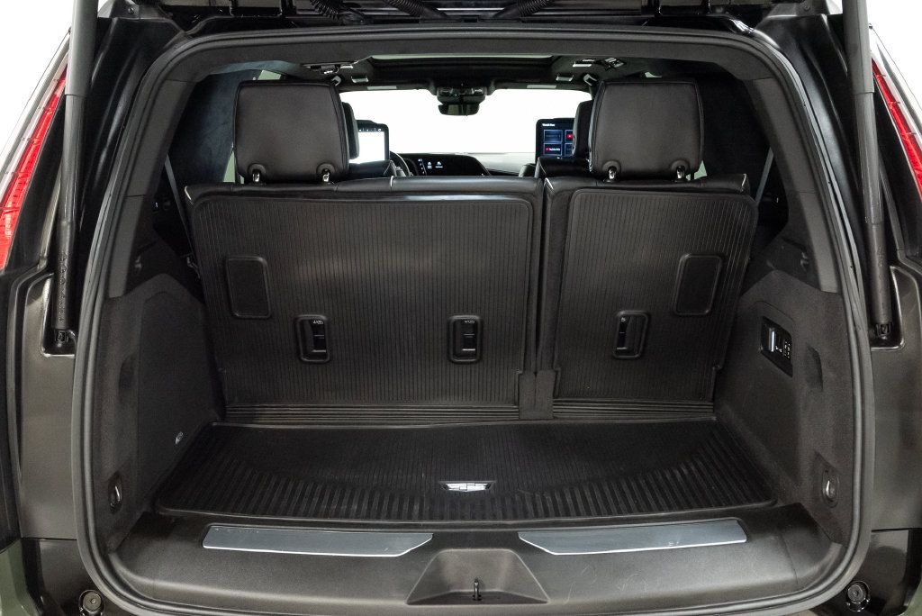 Used 2023 Cadillac Escalade V AWD/4WD image 43