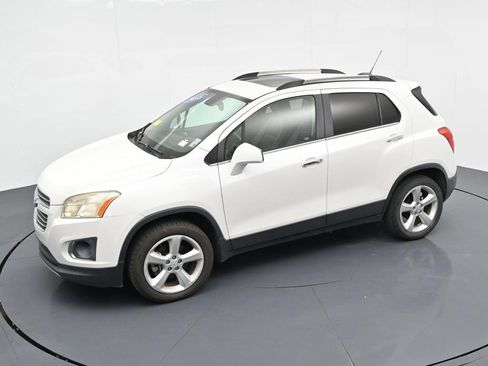 Used 2015 Chevrolet Trax LTZ FWD image 18