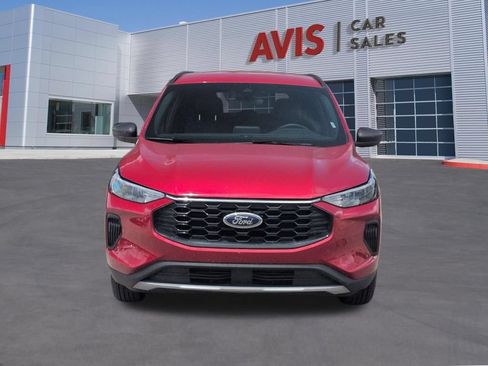 Used 2025 Ford Escape ST-Line AWD/4WD image 2