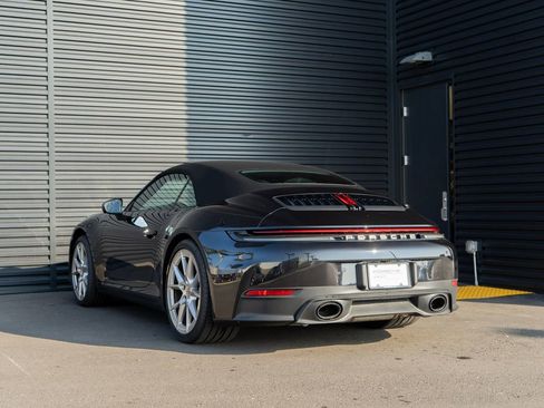 Used 2025 Porsche 911 Carrera RWD image 3
