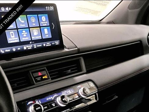 Used 2023 Honda Pilot TrailSport image 6