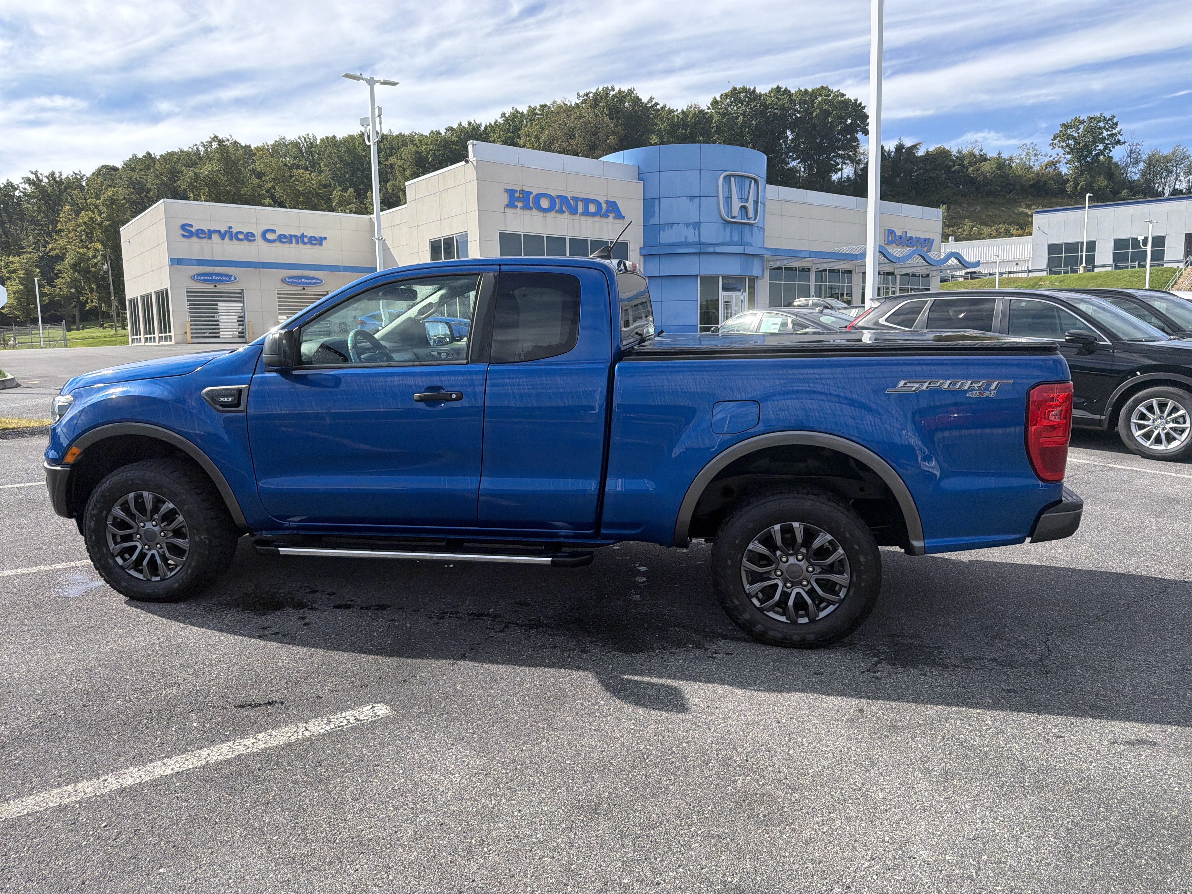 Used 2020 Ford Ranger XLT w/ Equipment Group 301A Mid AWD/4WD image 9