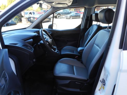 Used 2016 Ford Transit Connect XL FWD image 12