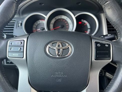 Used 2013 Toyota Tacoma 4x4 Access Cab V6 w/ TRD Sport Pkg image 18