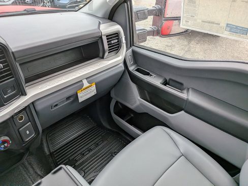 New 2026 Ford F250 XL AWD/4WD image 18