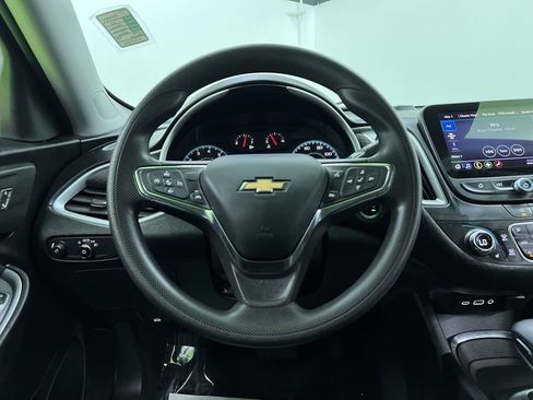 Used 2023 Chevrolet Malibu LT FWD image 20