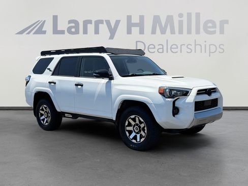 Used 2023 Toyota 4Runner TRD Off-Road Premium w/ Moonroof Package AWD/4WD image 7