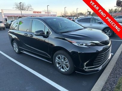 Certified 2023 Toyota Sienna Platinum