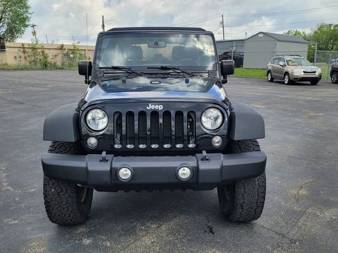 Used 2017 Jeep Wrangler Unlimited Sport w/ Quick Order Package 24S AWD/4WD image 4