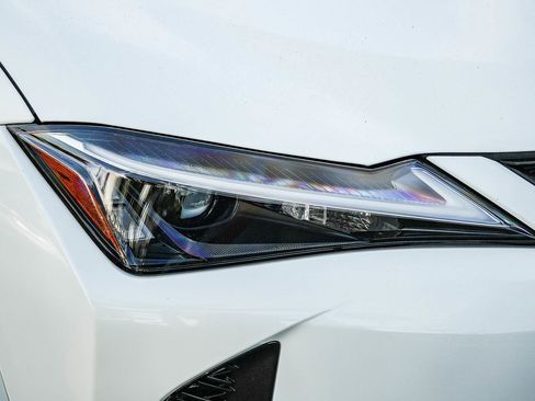 Used 2024 Lexus UX 250h F Sport FWD image 8