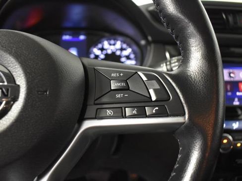 Used 2022 Nissan Rogue Sport SV AWD/4WD image 17