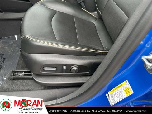 Used 2024 GMC Terrain AT4 w/ LPO, Floor Liner Package AWD/4WD image 21