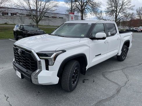 New 2026 Toyota Tundra SR5 AWD/4WD image 11