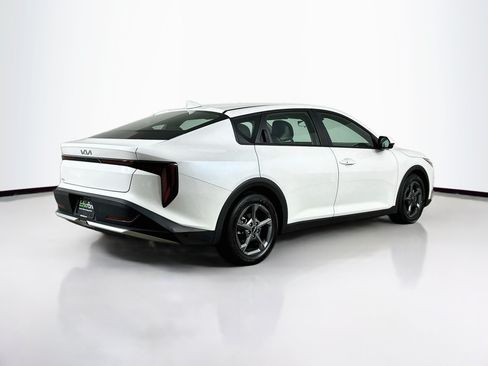 Used 2025 Kia K4 FWD image 9