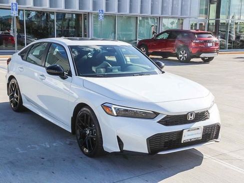 Used 2026 Honda Civic Sport Touring image 3