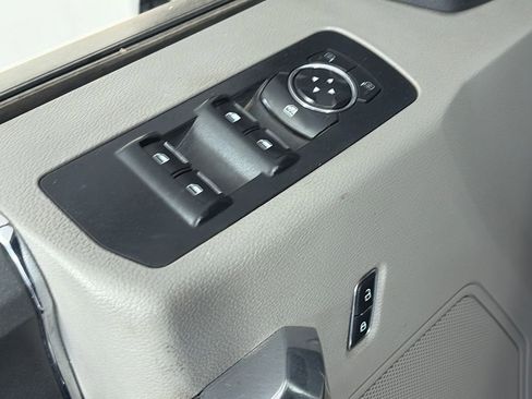 Used 2015 Ford F150 XLT w/ Equipment Group 302A Luxury image 25