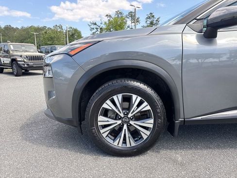 Used 2022 Nissan Rogue SV AWD/4WD image 10