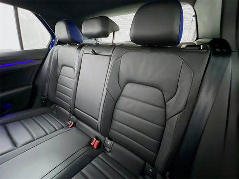 Used 2024 Volkswagen Golf R image 20