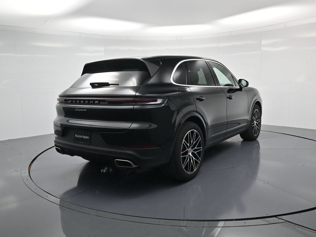 Used 2026 Porsche Cayenne AWD/4WD image 30